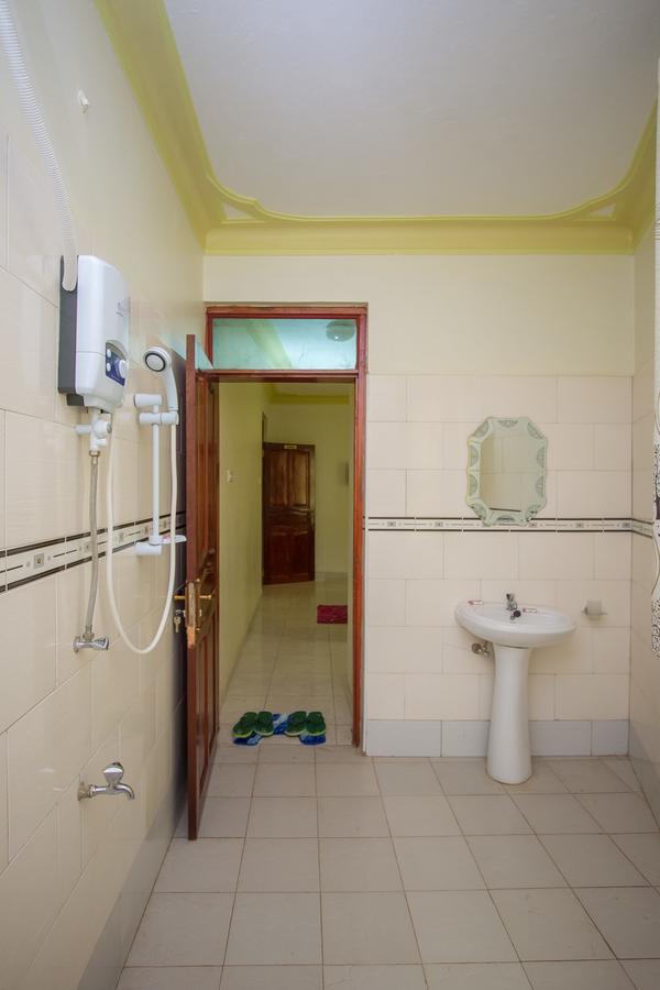 Heras Country Resort Kabale 外观 照片