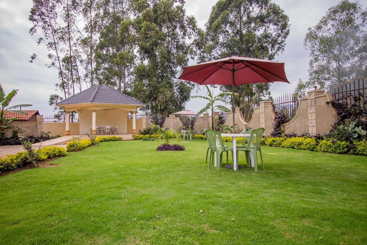Heras Country Resort Kabale 外观 照片