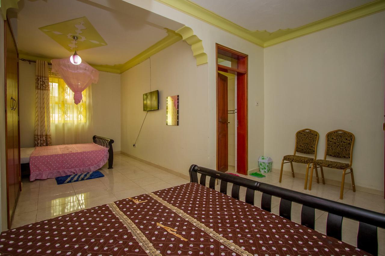 Heras Country Resort Kabale 外观 照片